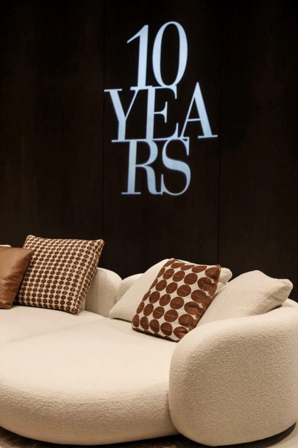 聚点股 18年不跟风，家天地在上海给高端生活“立规矩”